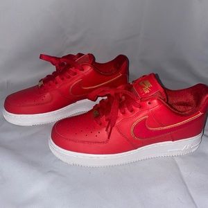 Women’s Air Force 1 Low ‘Red Gold Swoosh’